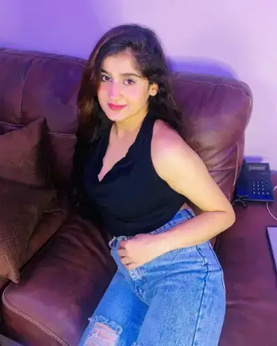 Call Girls Hazratganj